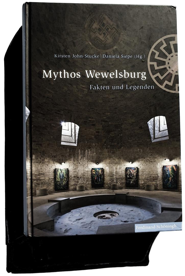 Kirsten John-Stucke, Daniela Siepe (Hg.), Mythos Wewelsburg, Fakten und Legenden, Paderborn 2015.