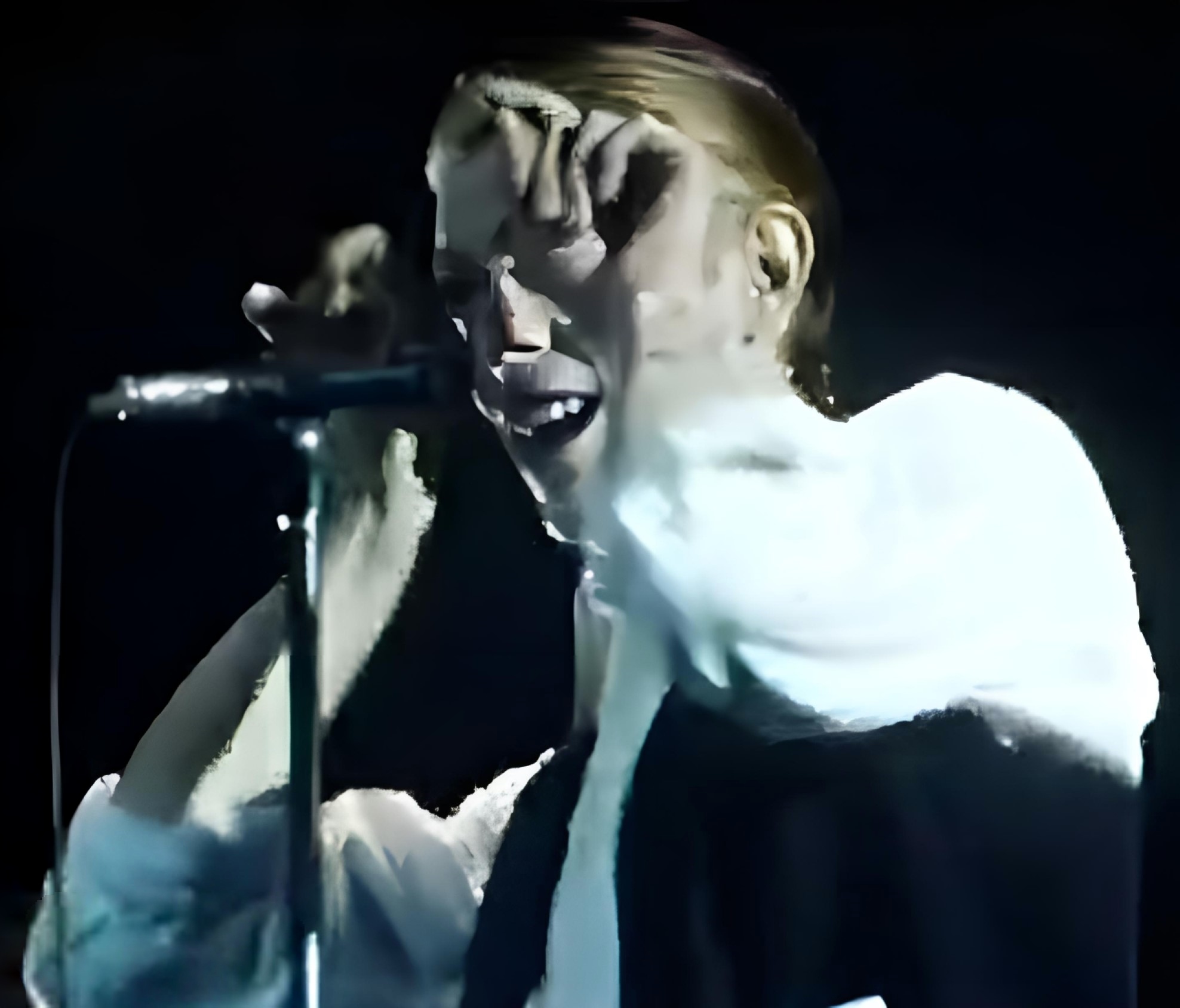 David Bowie Mudhra 1976 TVC15